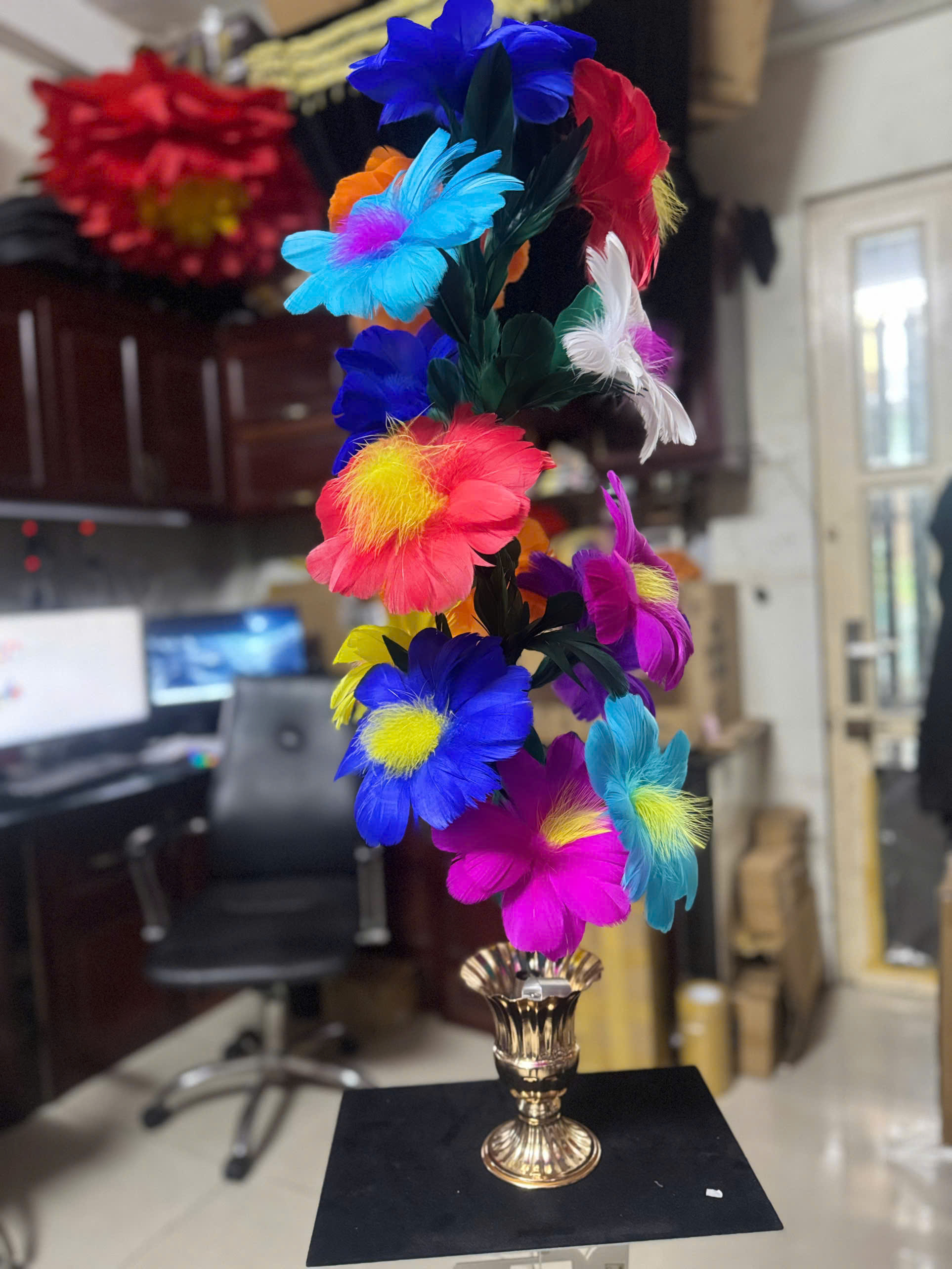 The Cup That Sprouts Flowers - ảnh 2